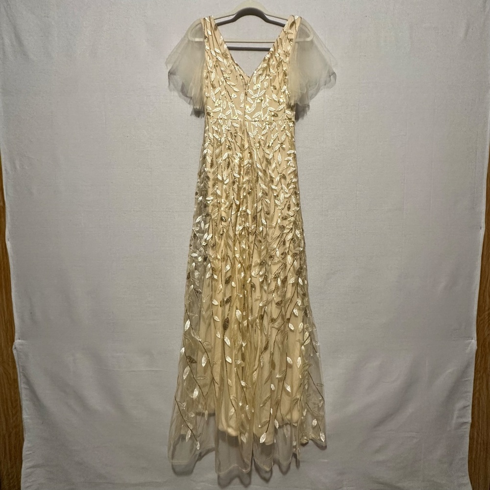 Gold Leaf Sequin Flutter Sleeve Gown - Size 6 - image 3